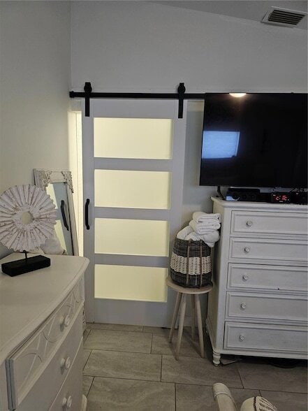 Building Photo - 3300 Loveland Blvd