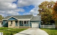 Building Photo - Step Into Luxury and Style – Impeccably Re...