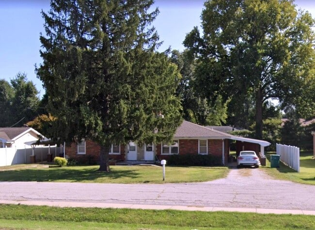 Primary Photo - 1313 W Hwy 50
