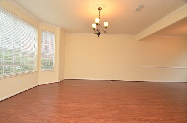 Building Photo - 1218 Irish Mist Ct