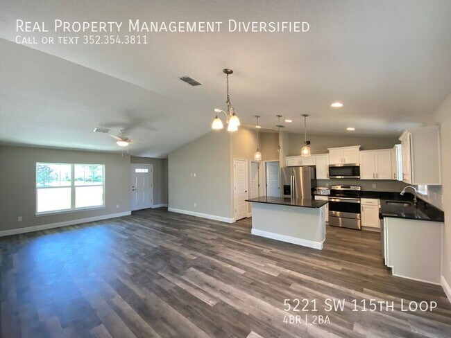 Building Photo - 5221 SW 115th Loop