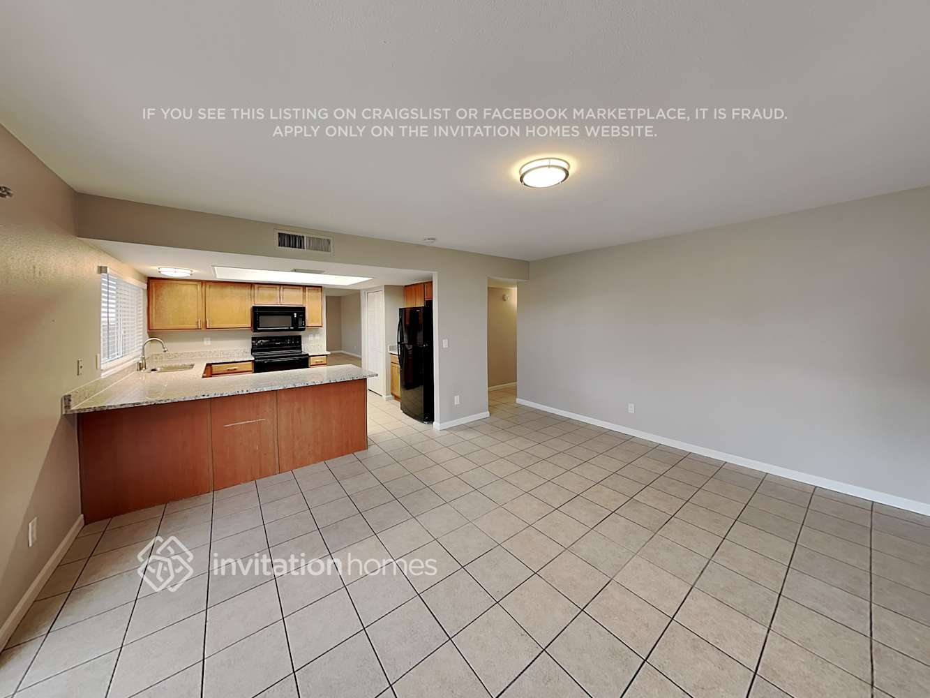 Building Photo - 4709 W Paradise Ln