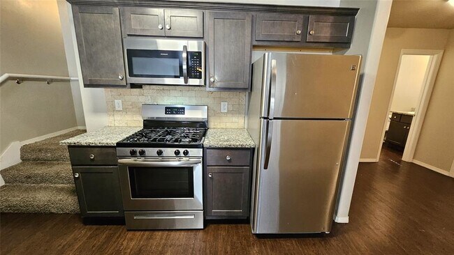 Building Photo - 2173 Buena Vida Ln