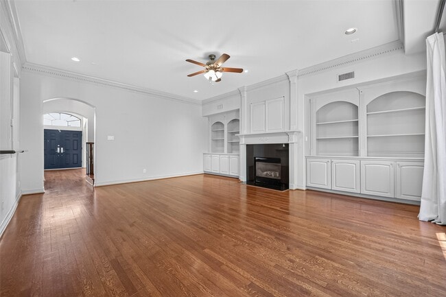 Building Photo - 3515 Durness Way