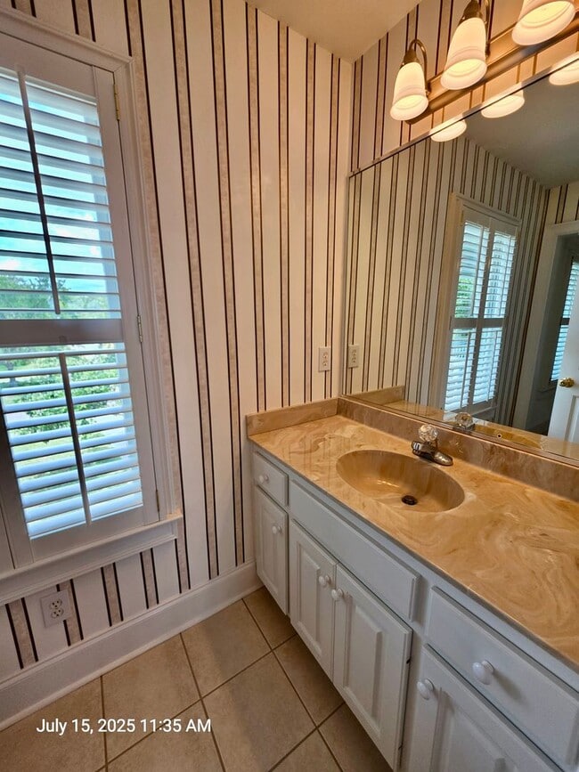 Building Photo - Executive 4 bedroom in Hamlin Plantation w...