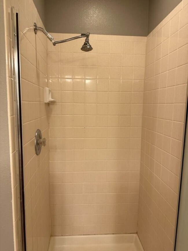 Building Photo - Great Location 2 Bedroom in Bozeman!!