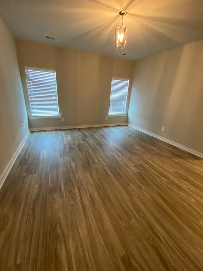 Building Photo - Home for Rent in Jasper, AL... Available to View!!!