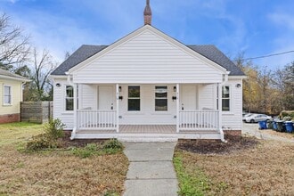 Building Photo - Remodeled 2 Bed & 1 Bath Home in Downtown Durham with Fenced yard!