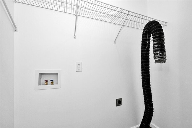 Building Photo - 181 Co Rd 1336