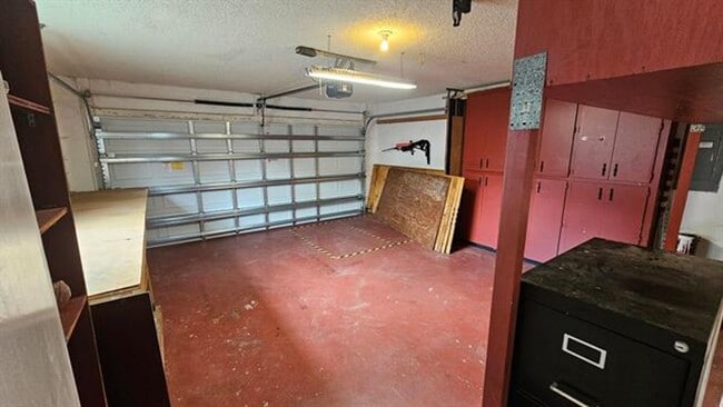 Building Photo - 9220 SW 56th St