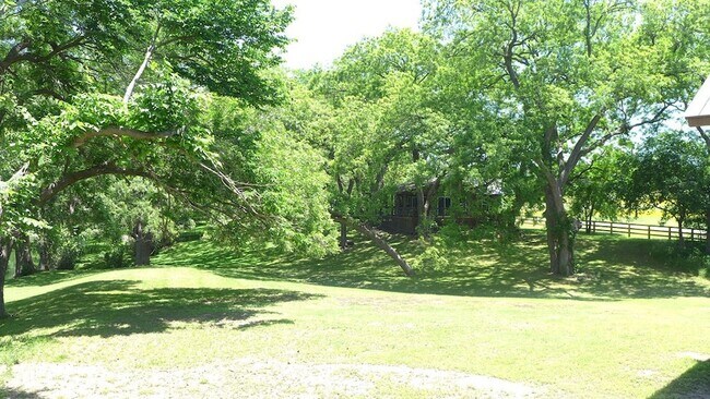 Building Photo - 156 Verde Park Blvd E