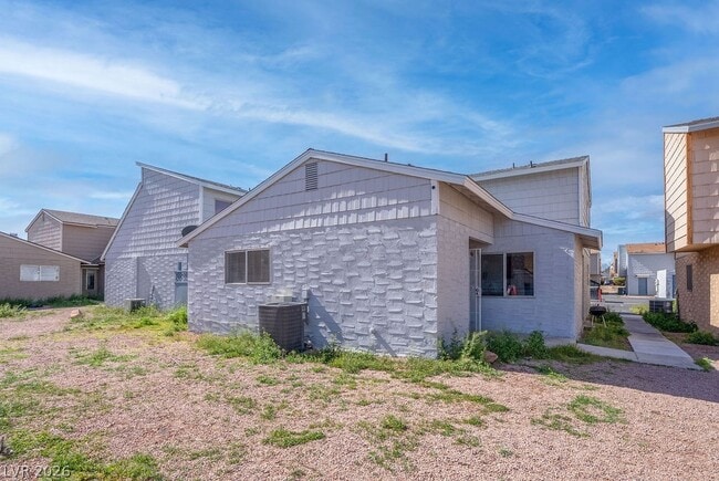 Building Photo - 5198 Greene Ln