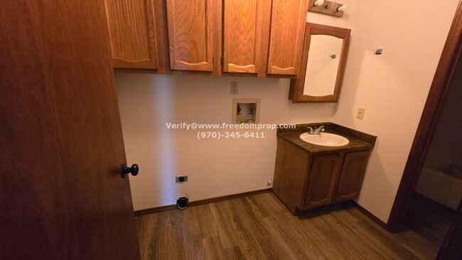 Building Photo - Redlands 2 Bedroom 2 Bath Condo With Commu...