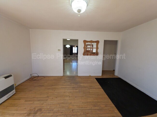 Building Photo - 503 Brown Ave