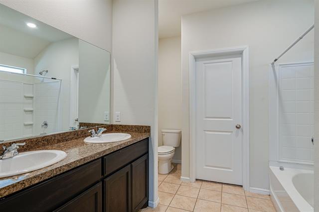 Building Photo - 9345 Herringbone Dr