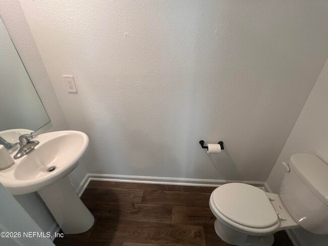 Building Photo - 656 Celtic dr