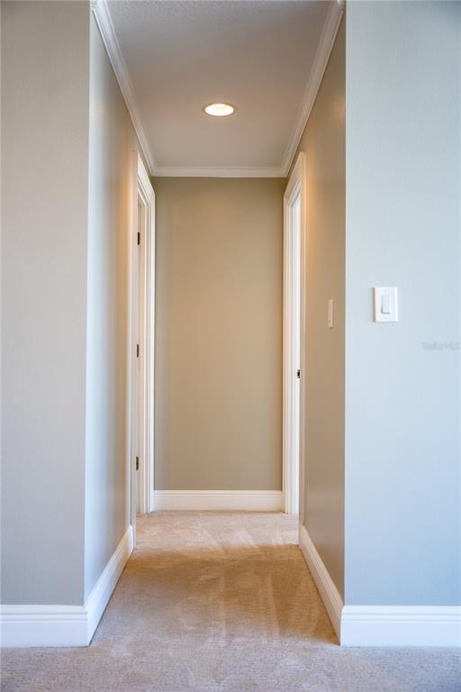 Building Photo - 1 Beach Dr SE