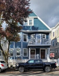 Building Photo - 21 Edison Green