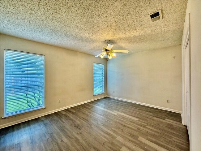 Building Photo - 2603 Quarry Hill Rd