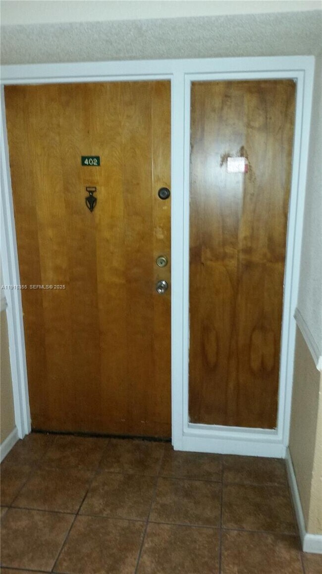 Building Photo - 2075 SW 122nd Ave