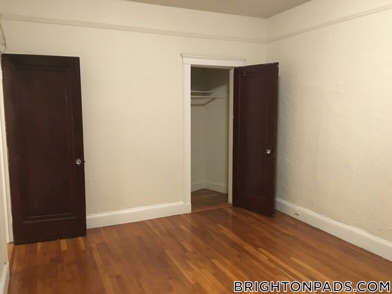 Building Photo - 66 Chiswick Rd