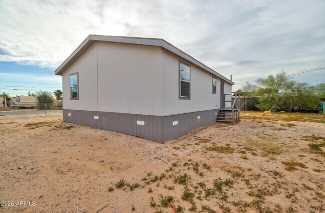 Building Photo - 5706 N Fuchsia St