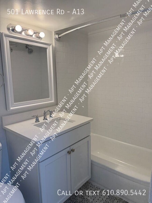 Building Photo - 501 Lawrence Rd