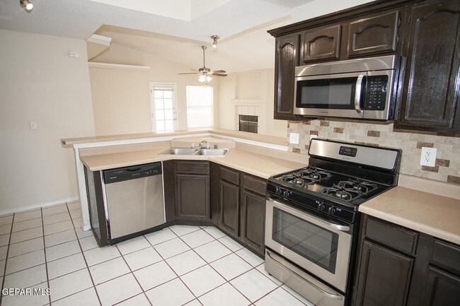 Building Photo - 5449 Colin Powell Ave