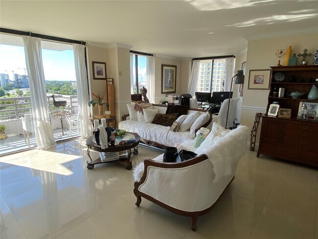 Building Photo - 3300 NE 191st St