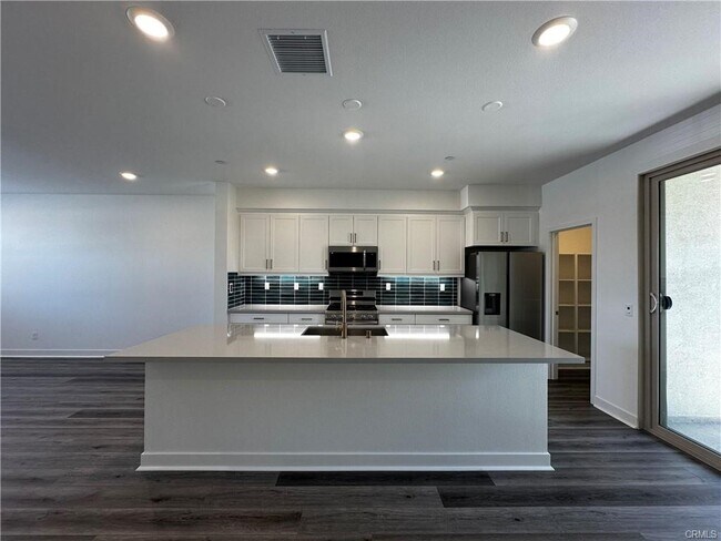 Building Photo - 5019 Belmont Ln