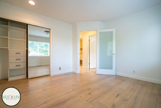 Building Photo - Gorgeous Four Bedroom Home | Expansive Backyard | Swimming Pool