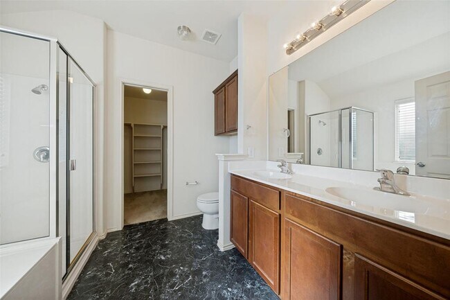 Building Photo - 3500 Savage Springs Dr