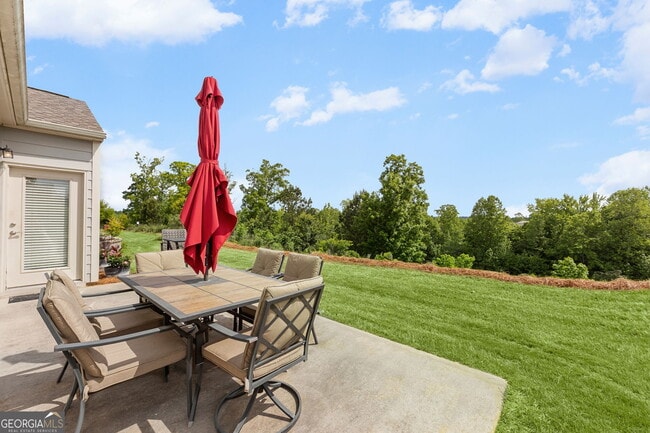 Building Photo - 736 Firefly Ct