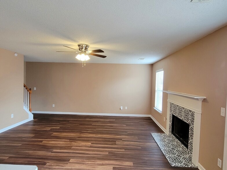 Building Photo - 4124 Alveston Dr