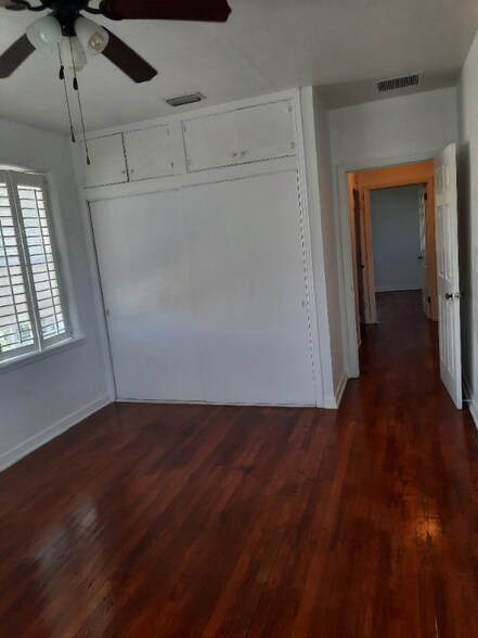 Building Photo - 512 Phoenix Ave