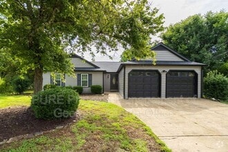 Building Photo - 3107 Waterford Ct