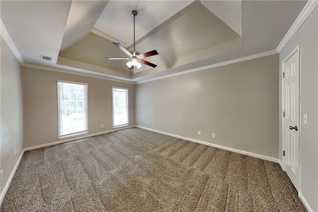 Building Photo - 141 Orchard Dr