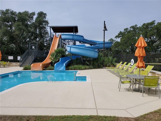 Building Photo - 409 La Dera Dr