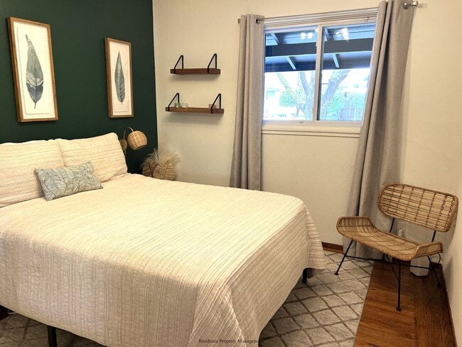 Building Photo - Charming, Updated 3-Bedroom Home in Prime Napa Location