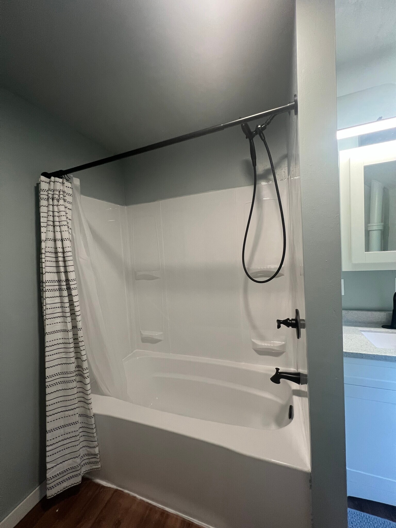 Bathroom - 507 Center Ave