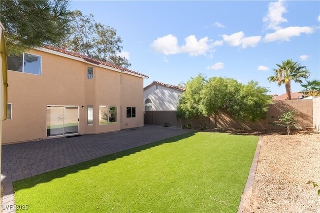 Building Photo - 8644 Trafalgar Dr