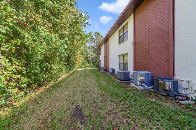 Building Photo - 108 Lacosta Ln