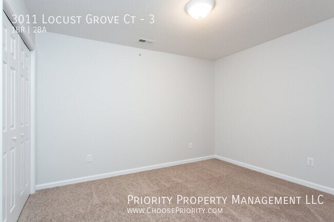 Building Photo - 3011 Locust Grv Ct