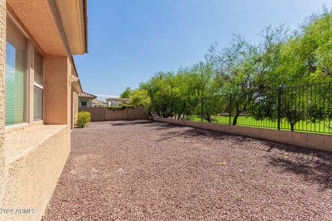 Building Photo - 2668 S Stuart Ave