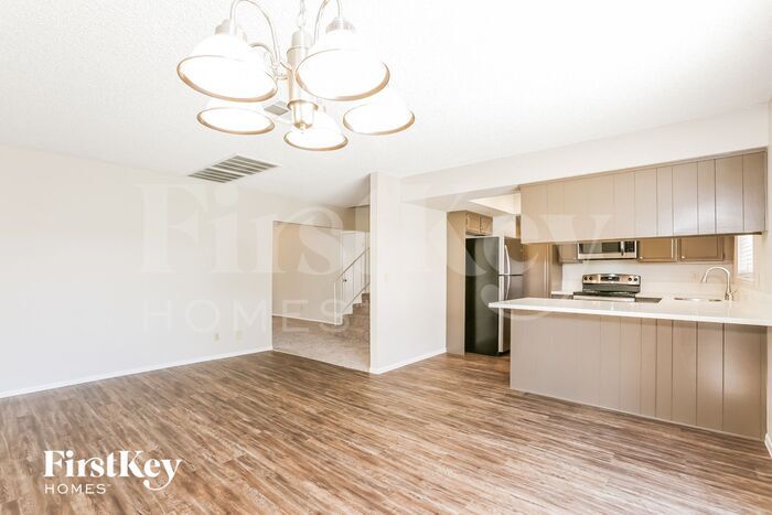 Building Photo - 6779 Carrera Dr