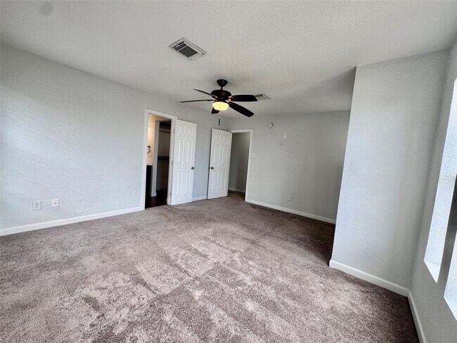 Building Photo - 11710 Fossil Rock Ln