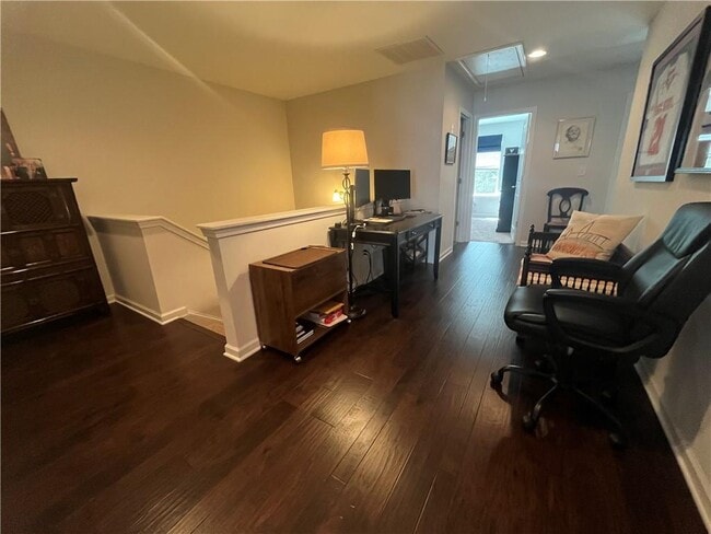 Building Photo - 5545 Bright Cross Wy