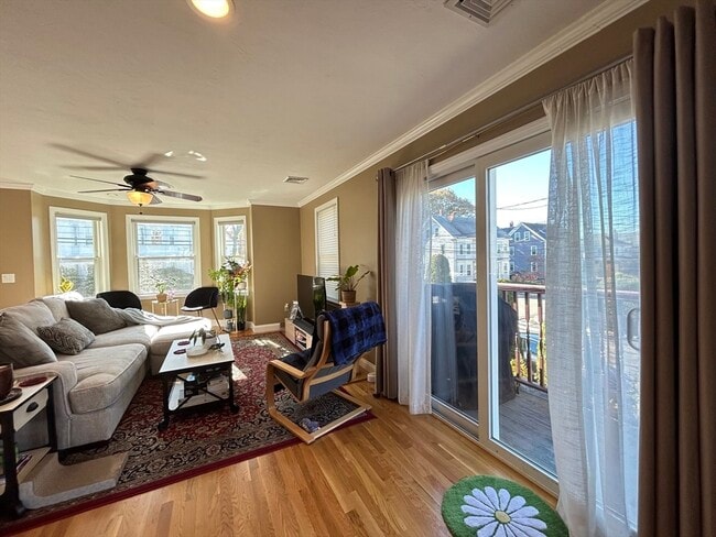 Building Photo - 90 High St