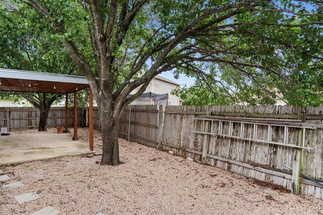 Building Photo - 3508 Sandy Brook Dr