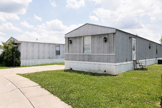  - Oakview Estates